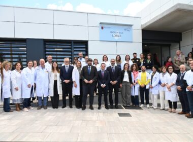 El presidente de la Comunidad, Fernando López Miras, inauguró el nuevo centro de salud de Lorquí.