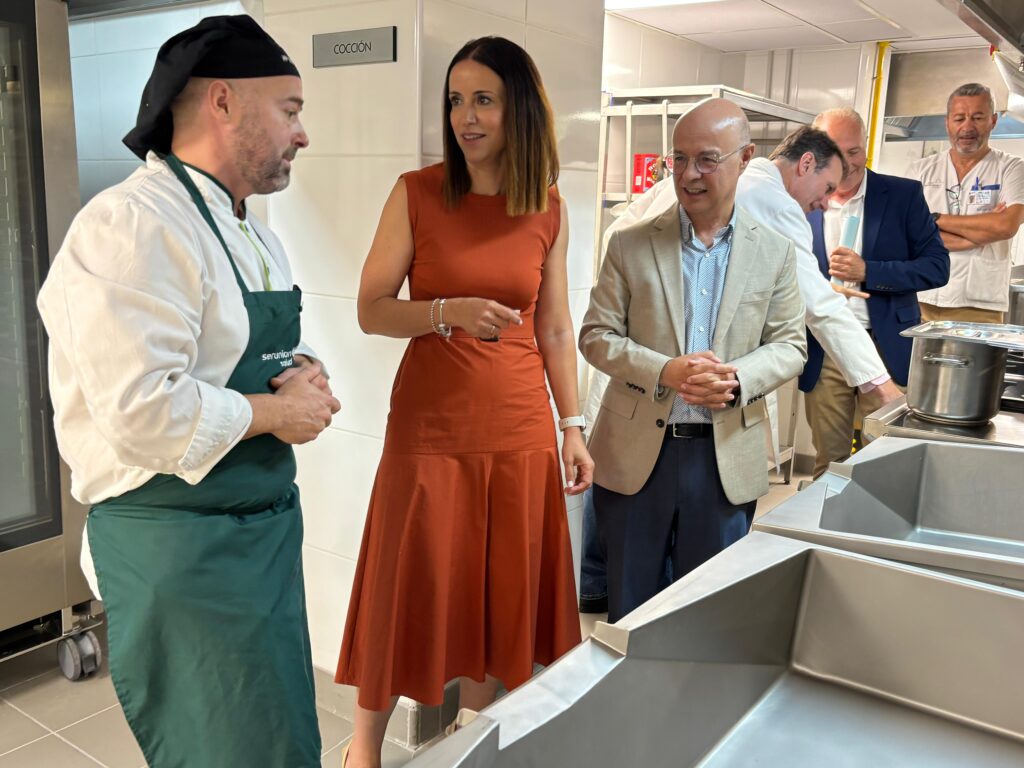 El hospital Morales Meseguer estrena una cocina completamente renovada