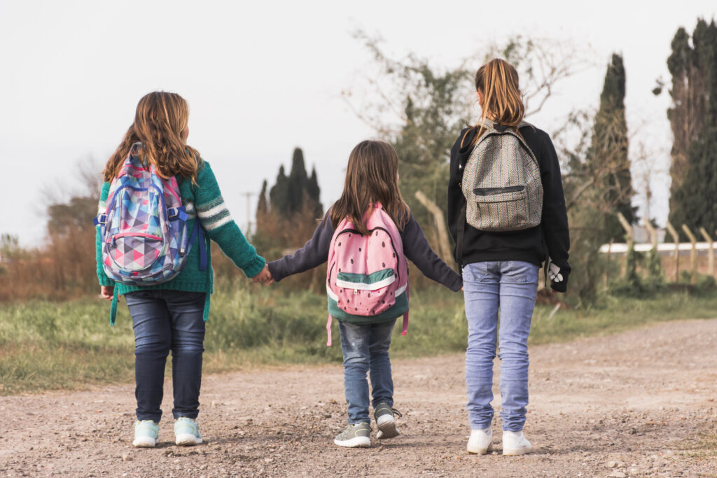 Escoliosis, la causa más frecuente de deformidad de espalda en escolares que afecta sobre todo a chicas